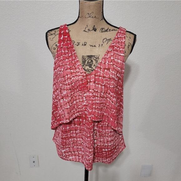 Whbm pink and white ruffle tank top size small - Picture 1 of 7